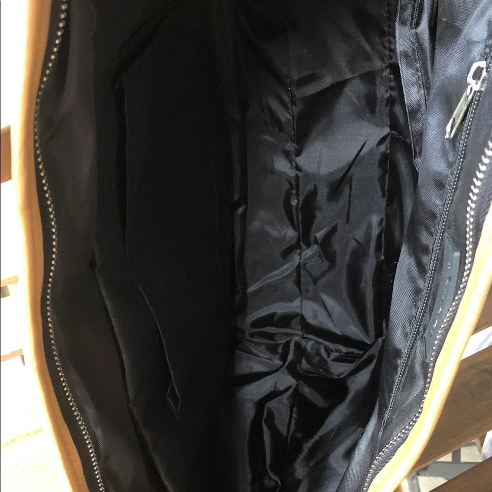 Tahari Black and Tan Tote Bag New Without Tag